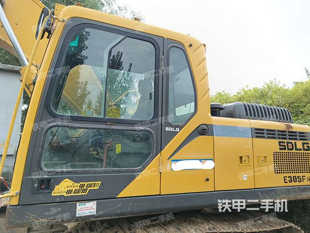 驾驶室正侧（驾驶室部分）