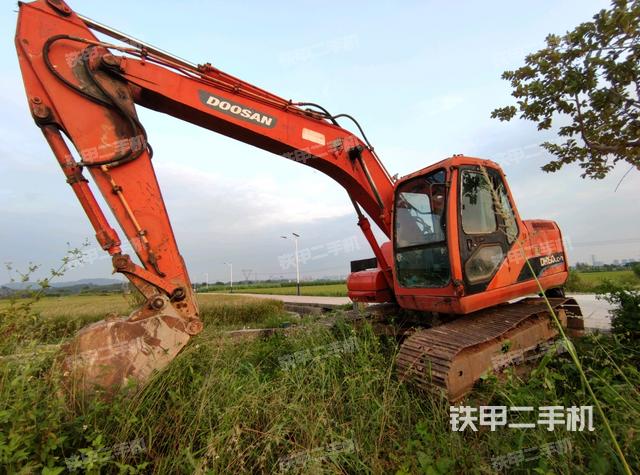 大宇DH130LC-V挖掘机