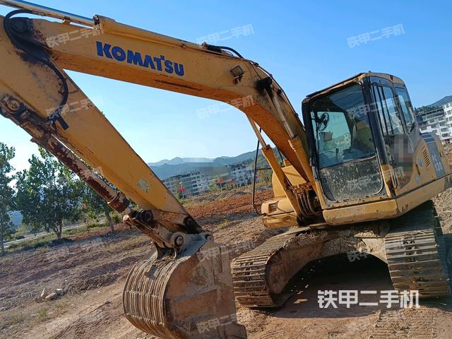 小松PC130-7挖掘机
