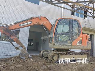 江西-九江市二手斗山DX75-9C挖掘机实拍照片