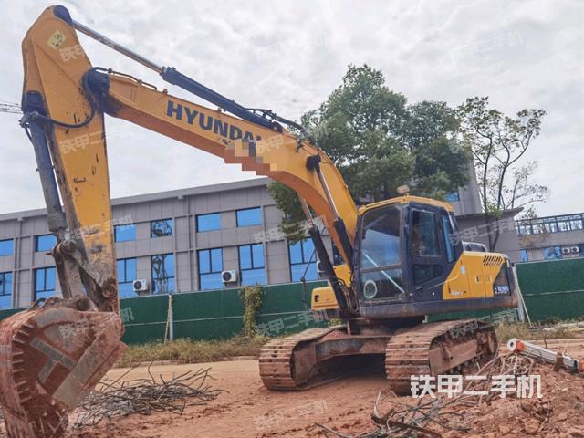 现代R215VS挖掘机