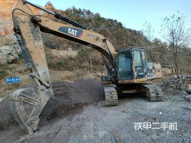 卡特彼勒320D液压挖掘机