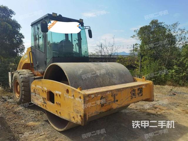 徐工XS202J压路机