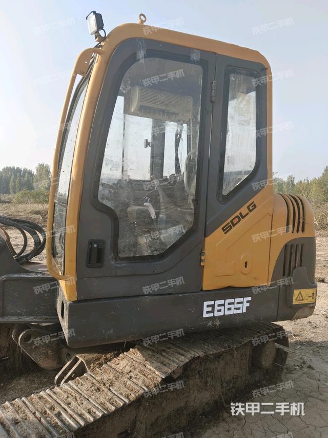山东临工LG660挖掘机