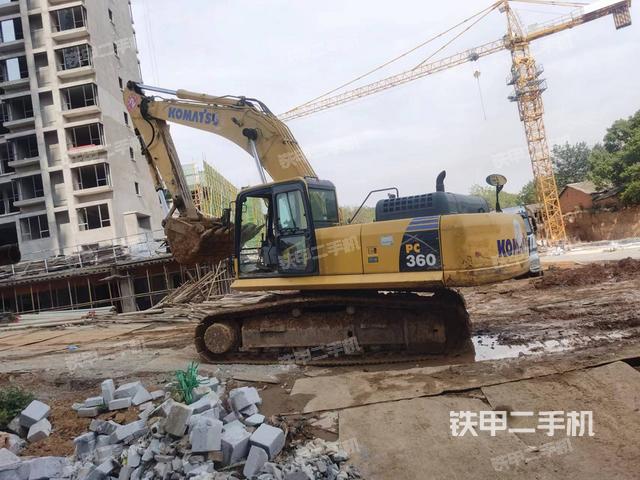 小松PC360-8M0挖掘机