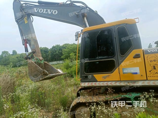 沃尔沃EC200DAG挖掘机