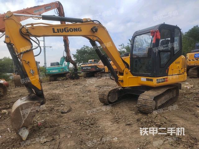 柳工CLG9055E挖掘机