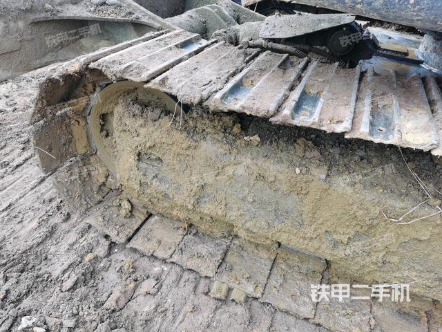 右导向轮(行走机构) 右导向轮(行走机构)