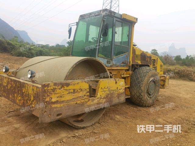 洛阳路捷重工Y220压路机