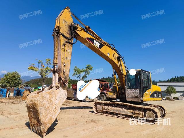 卡特彼勒320C挖掘机