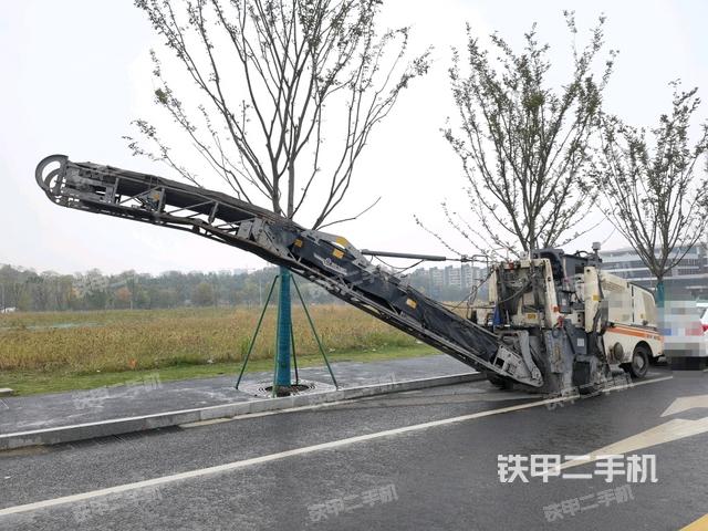 维特根W100铣刨机