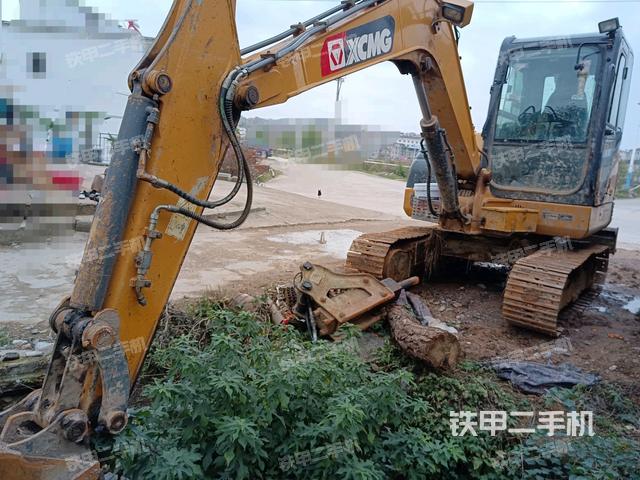 徐工XE55DA挖掘机