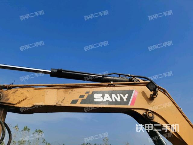 大臂整体 右侧（工作和回转装置）