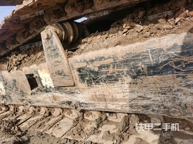 右驱动轮（行走机构）