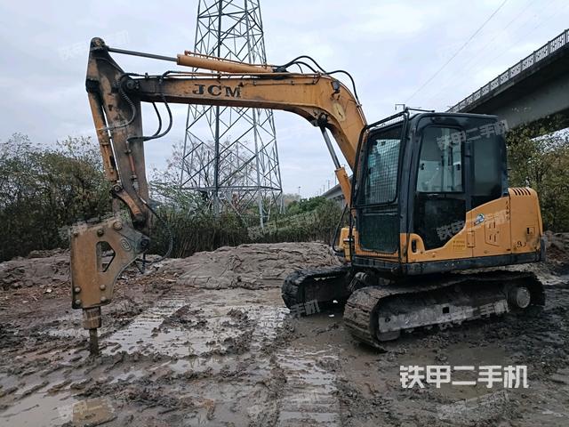 山重建机JCM907D挖掘机