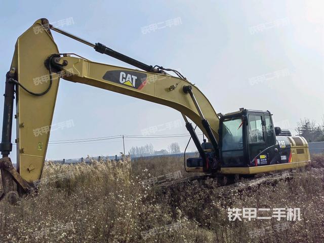 卡特彼勒330D2L液压挖掘机
