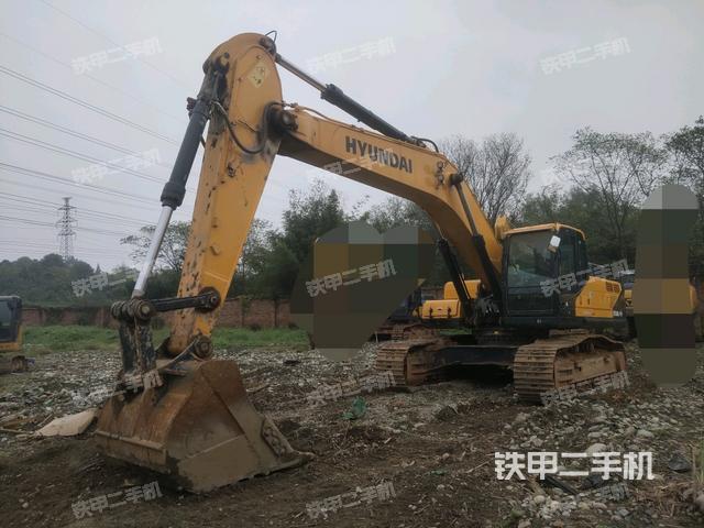 现代R350LVS挖掘机