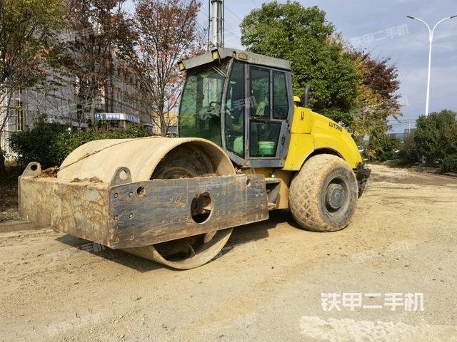 洛阳路通LT220S压路机