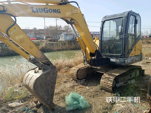 柳工CLG906D挖掘机