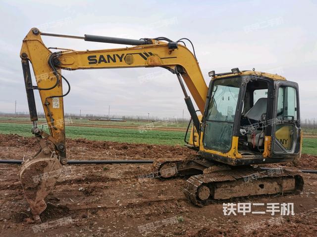 三一重工SY65C挖掘机