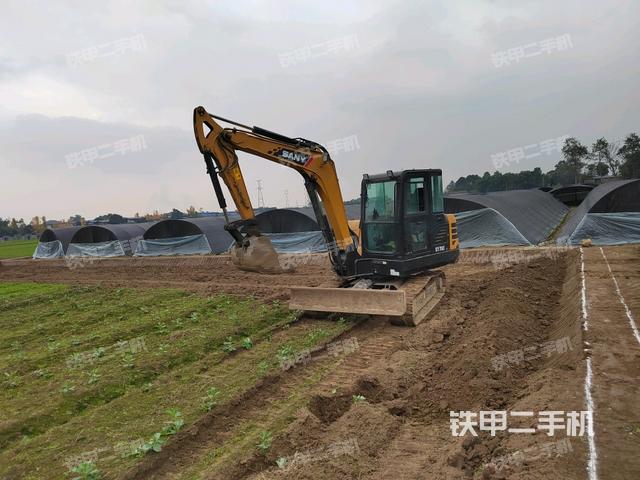 三一重工SY60C挖掘機