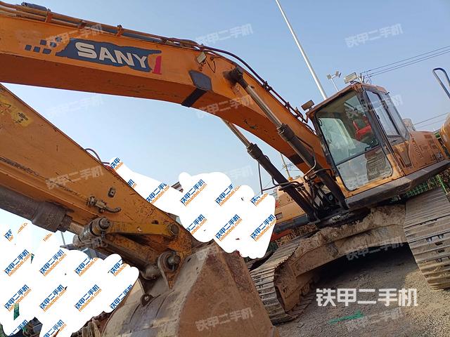 三一重工SY335C挖掘机