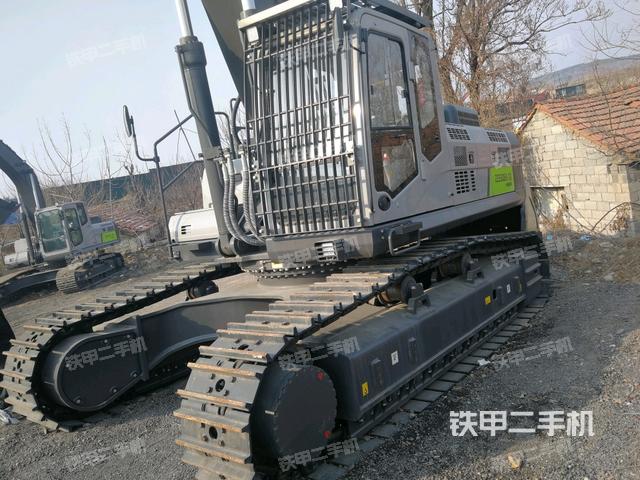 中联重科ZE550EK-10挖掘机