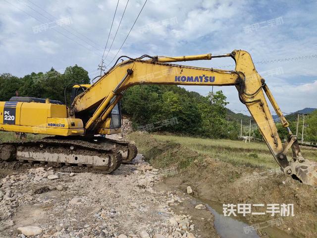 小松PC200-7挖掘机