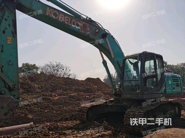 神钢SK210LC-10挖掘机