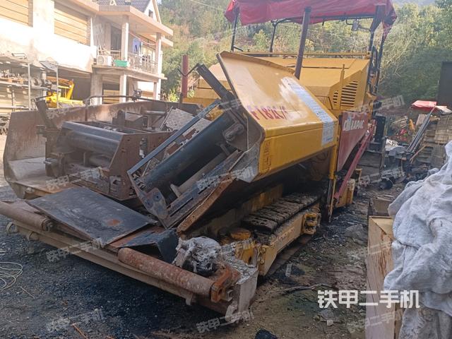 戴纳派克F182CS沥青摊铺机