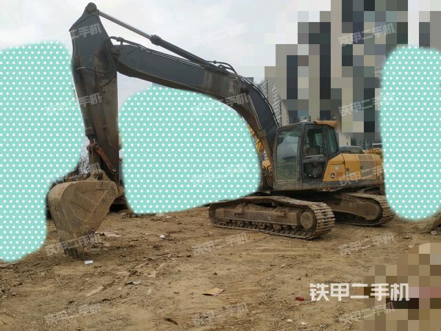 约翰迪尔E240LC挖掘机