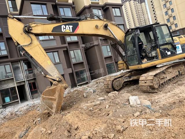 卡特彼勒320D液压挖掘机