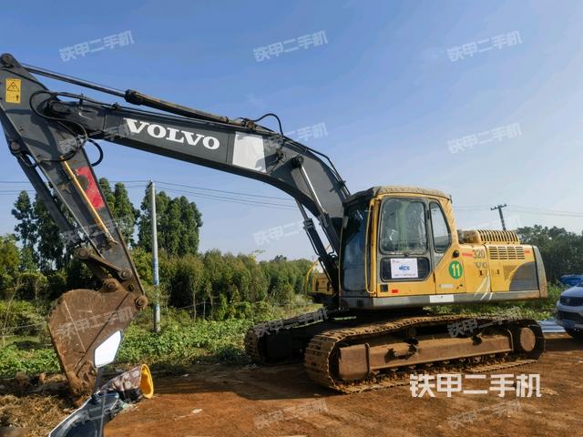 沃尔沃EC210BLC挖掘机