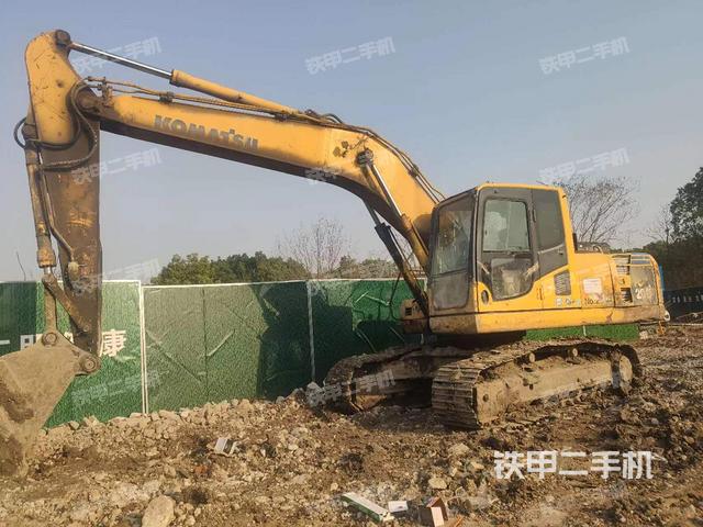 小松PC200-8挖掘機(jī)