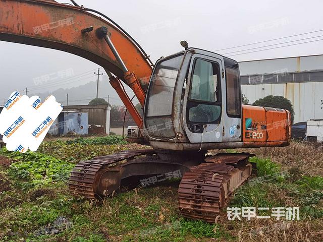 日立EX200-5挖掘机