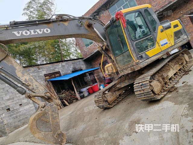 沃尔沃EC120D挖掘机