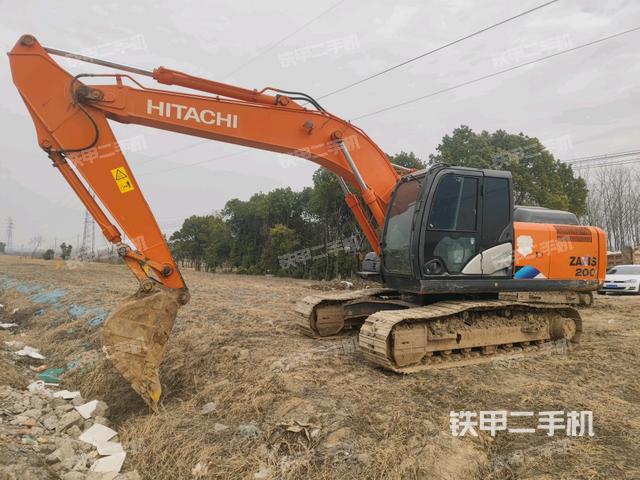 日立ZX200-5A挖掘机