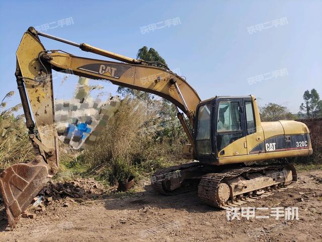 卡特彼勒320C挖掘机
