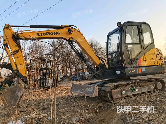 柳工CLG906E挖掘机