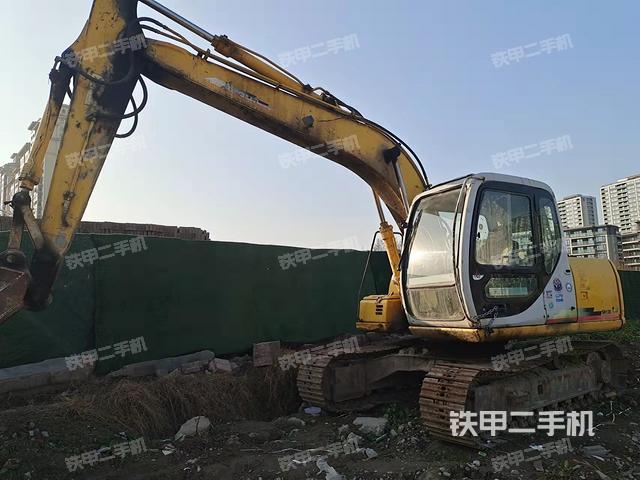 住友SH120-3挖掘机