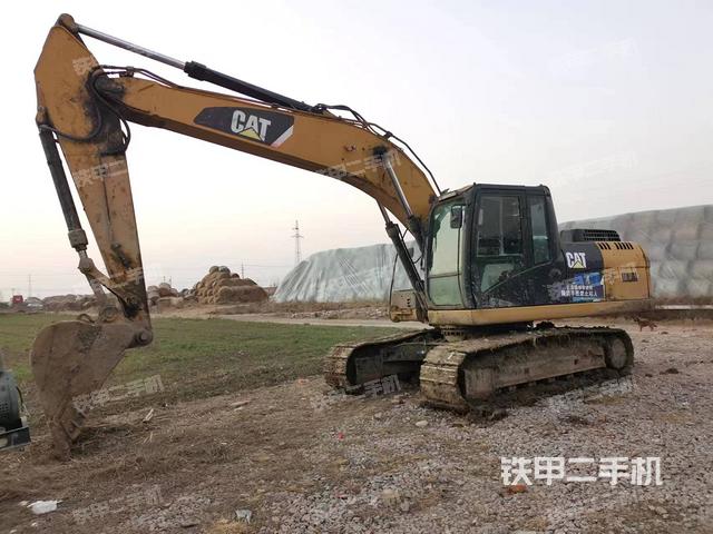 卡特彼勒320D2GC挖掘机