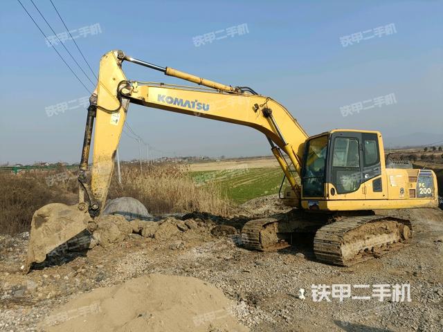小松PC200-8挖掘机