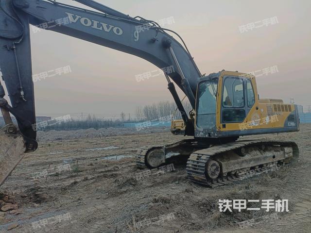 沃尔沃EC290BLC挖掘机