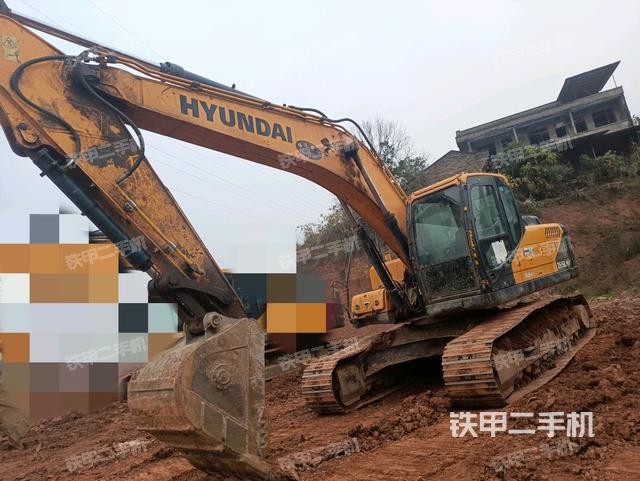 现代R225LVS挖掘机