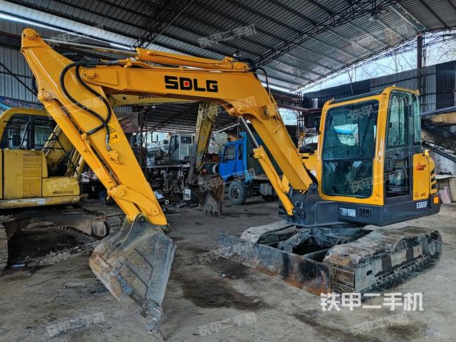 山东临工E660F挖掘机