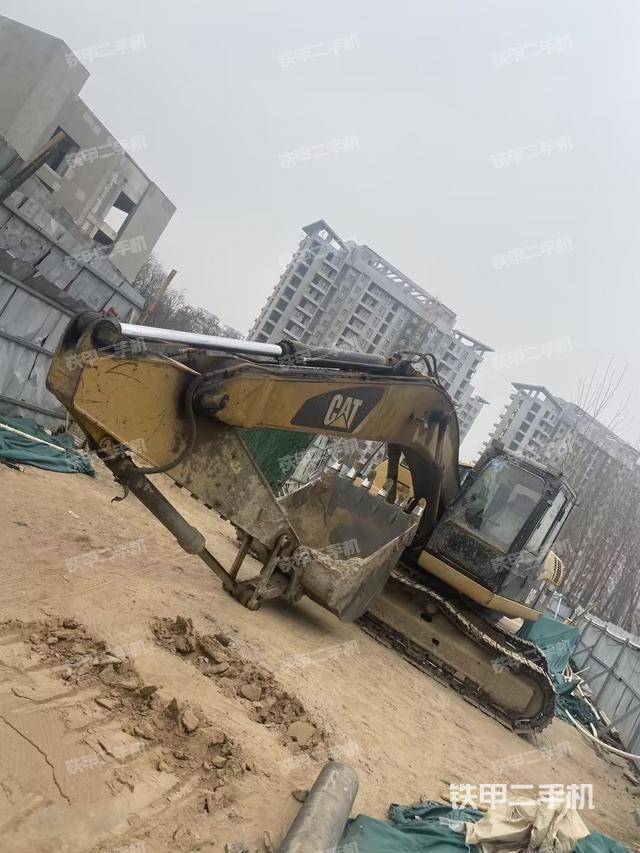 卡特彼勒323DL挖掘机