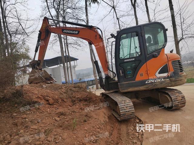斗山DX60E-9CN挖掘机