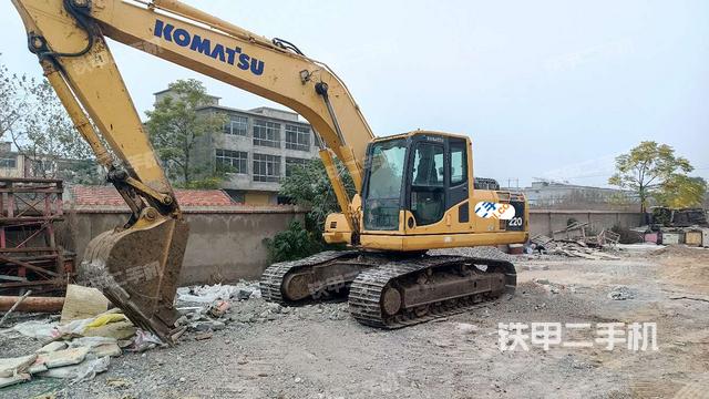 小松PC200-8M0挖掘机