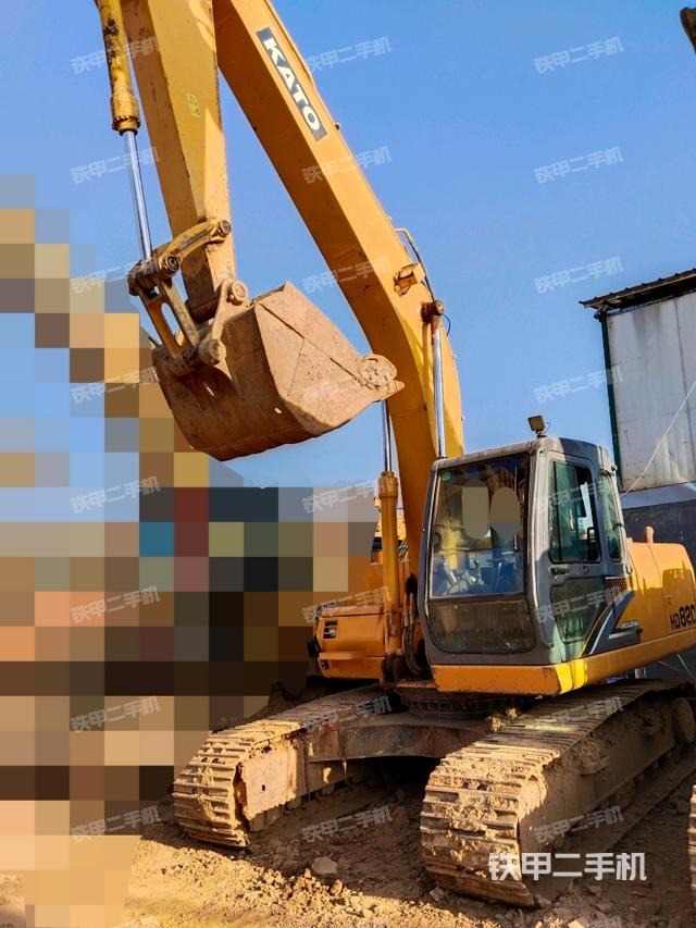 加藤HD820-R5挖掘机