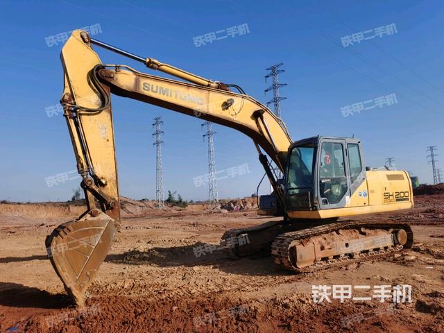 住友SH200-5挖掘机